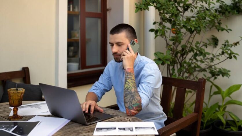 The Ultimate Guide to Succeeding in Remote Customer Service Careers