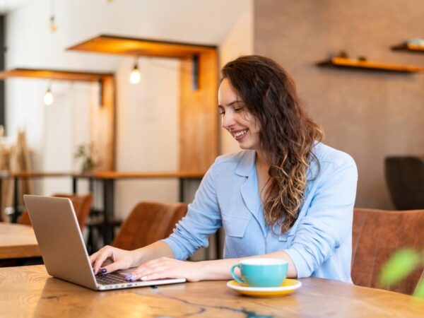 Why Remote Customer Service Jobs Are the Perfect Work-From-Home Opportunity