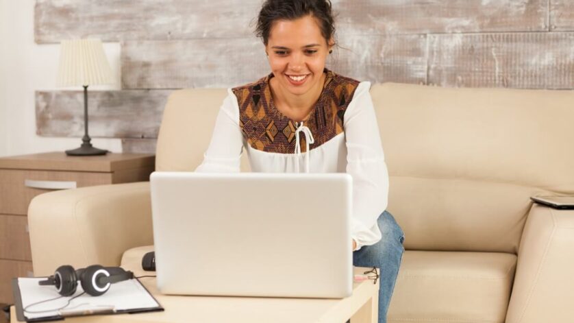 20+ Best Entry-Level Work From Home Jobs in USA (No Experience Needed)