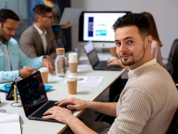 Top Remote Digital Marketing Jobs You Can Start in 2025
